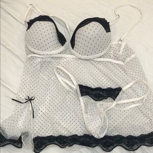 Elegant Black and White Lace Lingerie Set